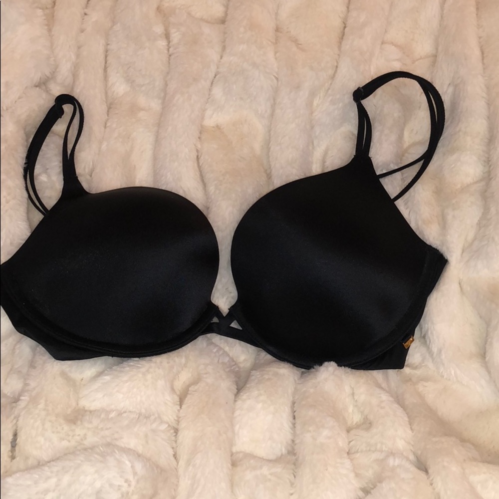 like new Victoria’s Secret bra 34C/D